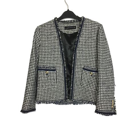 tweed jasje chanel|Jacket .